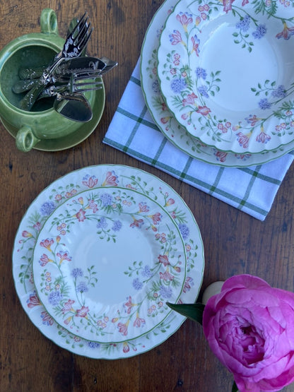 Assiettes anglaises fleuries #id29