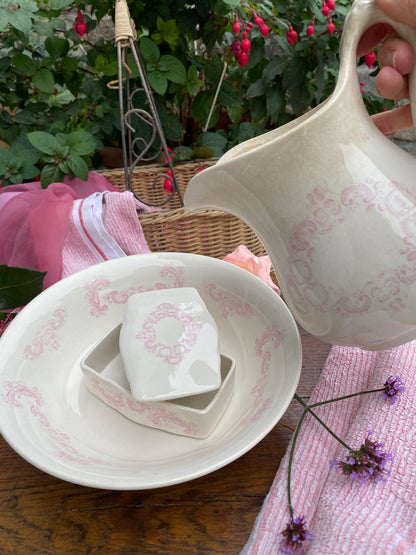Service de toilette Crown