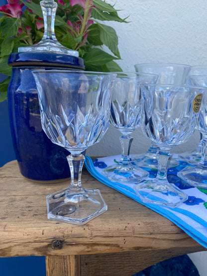 Complete set of 27 glasses