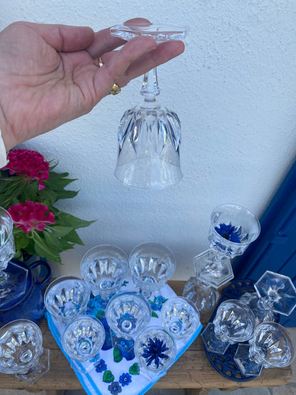 Complete set of 27 glasses