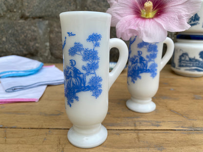 Soliflore opaline scène bucolique bleue