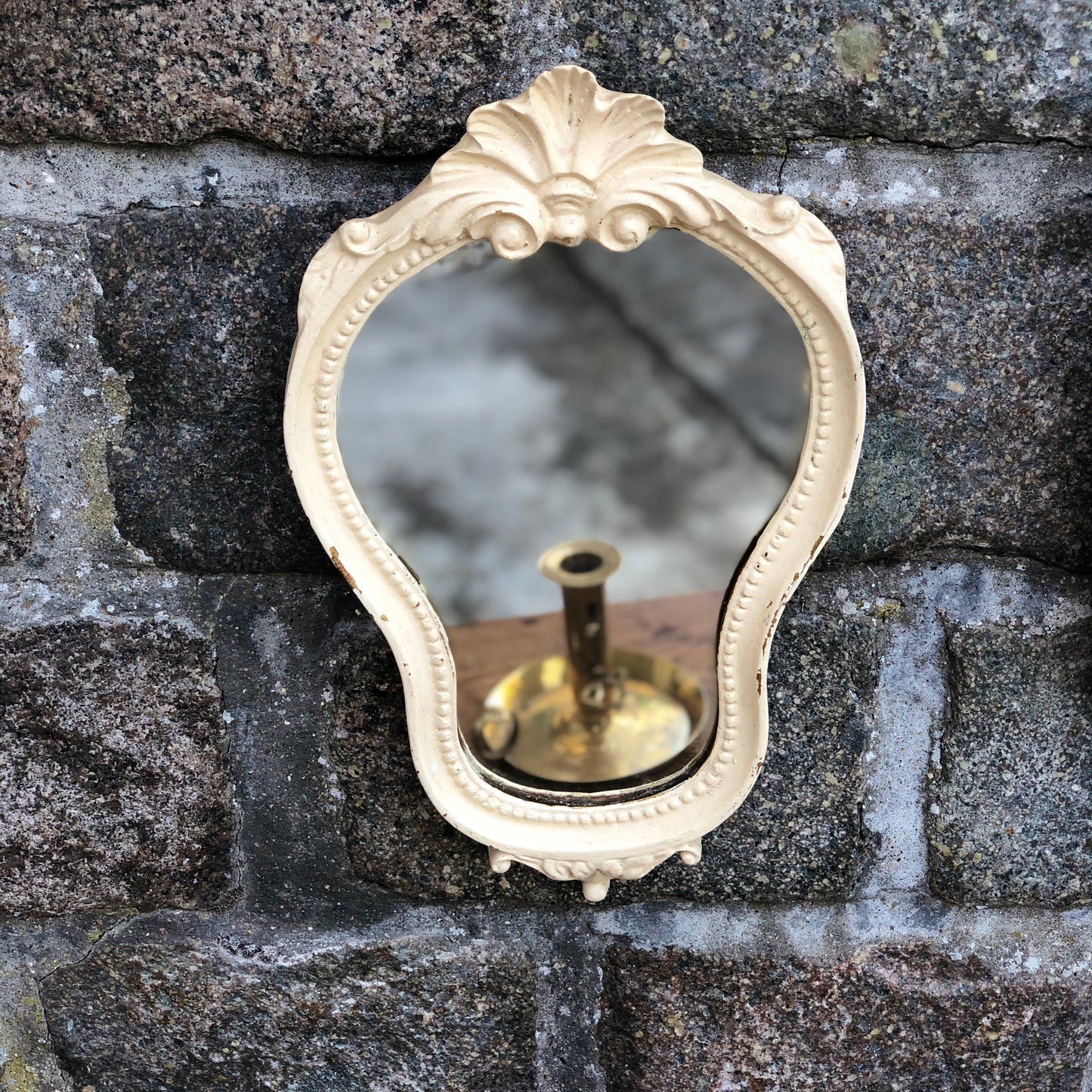 Petit Miroir peint