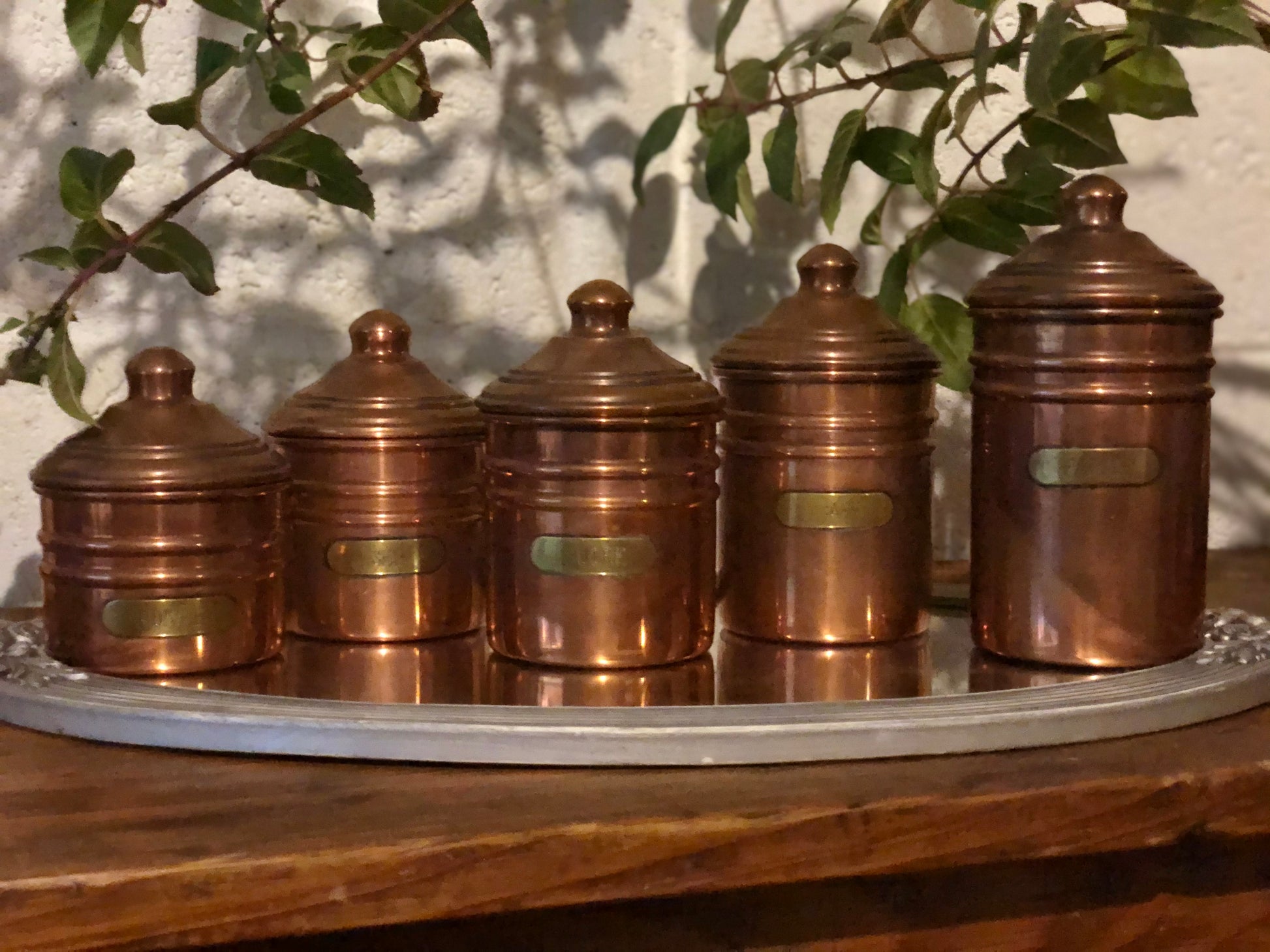 Suite de pots en cuivre