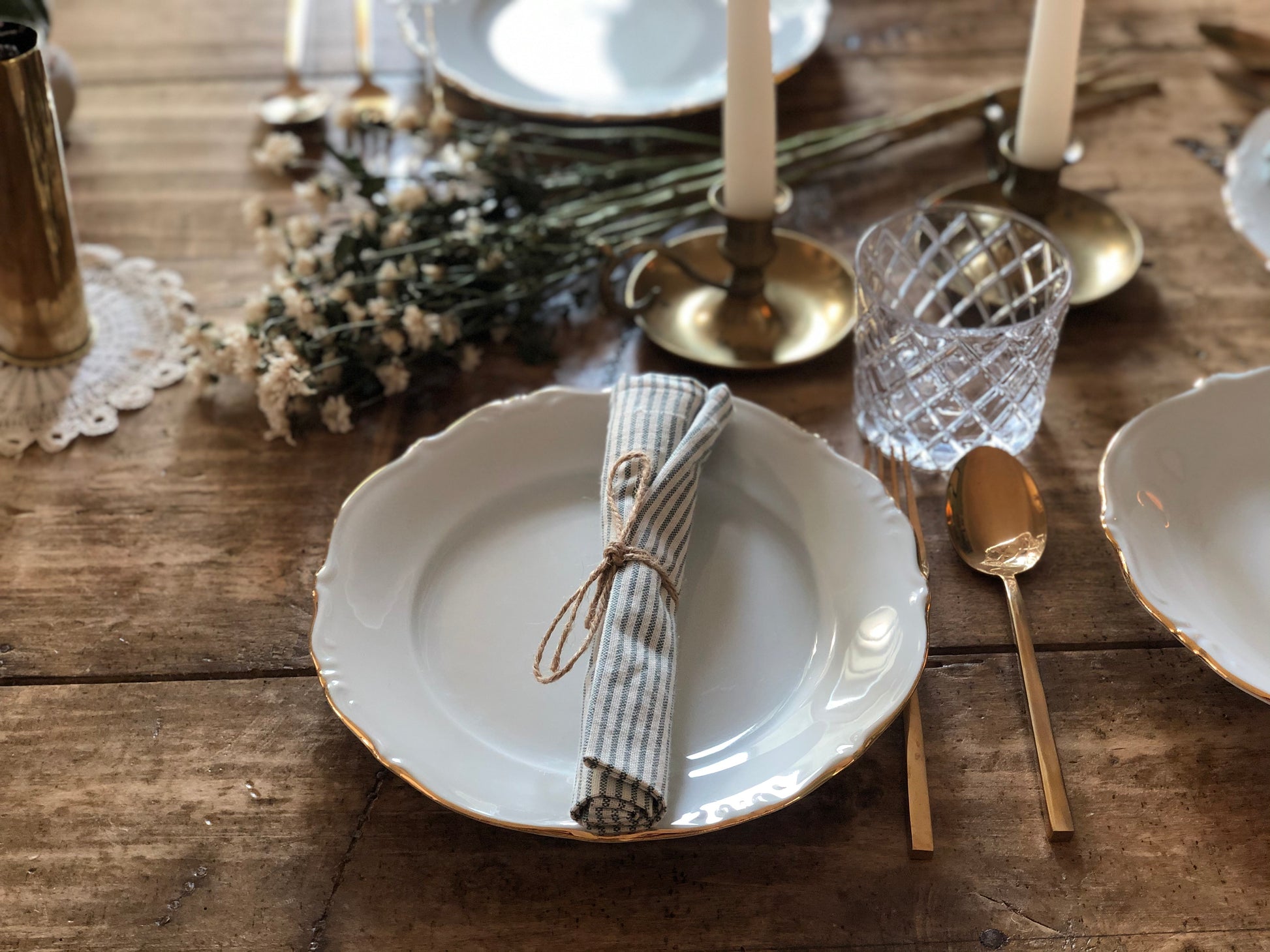 Assiettes Porcelaine blanche & dorée